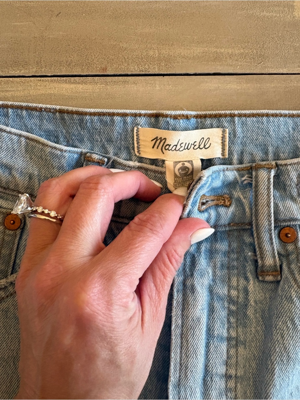 Madewell Vintage Wide-Leg Crop Jeans - Picture 3 of 4